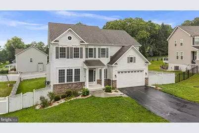 945 Kayley Drive, Eldersburg, MD 21784 - Photo 2