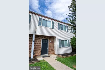 4301 White Oak Court #4301, Hampstead, MD 21074 - Photo 2