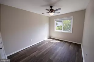 4301 White Oak Ct, Hampstead, MD 21074 - Photo 16