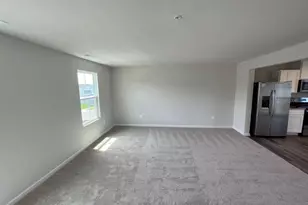 115 Butterfield Ave, Taneytown, MD 21787 - Photo 2