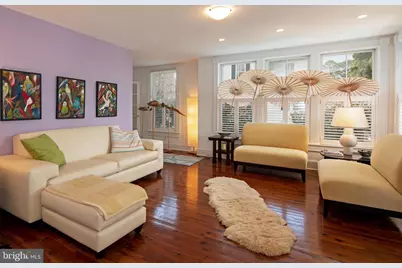 9 W End Avenue, Cambridge, MD 21613 - Photo 1