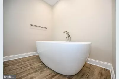 405 Collins Avenue, Hurlock, MD 21643 - Photo 18