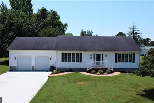 206 Bay View Ave, Cambridge, MD 21613 - Photo 1