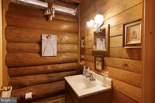 1403 Town Point Rd, Cambridge, MD 21613 - Photo 8