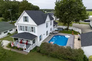 4904 Ravenwood Rd, Vienna, MD 21869 - Photo 2