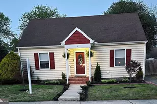 9 Oak St, Cambridge, MD 21613 - Photo 4