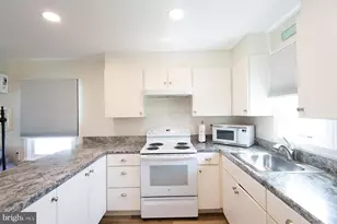 724 Twin Point Cove Rd, Cambridge, MD 21613 - Photo 12