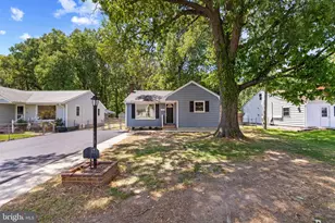 12 Oak St, Cambridge, MD 21613 - Photo 2