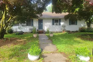 302 Noble St, Hurlock, MD 21643 - Photo 2