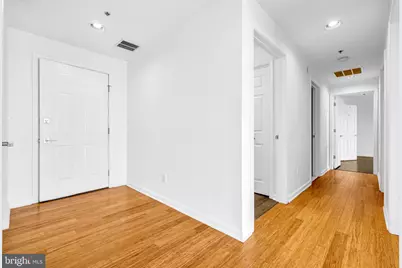 304 Academy Street #202, Cambridge, MD 21613 - Photo 4