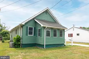 1003 Roslyn Ave, Cambridge, MD 21613 - Photo 2