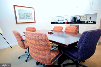 252 Washington Street N, Falls Church, VA 22046 - Photo 16