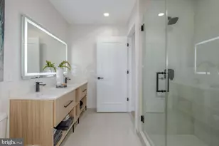 255 W Falls Station Blvd, Falls Church, VA 22046 - Photo 16