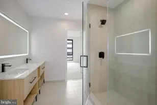 255 W Falls Station Blvd, Falls Church, VA 22046 - Photo 18