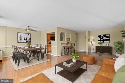 600 Roosevelt Boulevard #114, Falls Church, VA 22044 - Photo 4