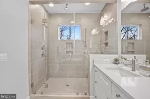 411 S Virginia Ave, Falls Church, VA 22046 - Photo 62