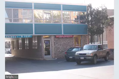 417 Broad Street W #209, Falls Church, VA 22046 - Photo 2