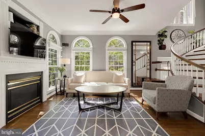 139 Rees Place, Falls Church, VA 22046 - Photo 6