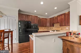 103 Rees Pl, Falls Church, VA 22046 - Photo 18