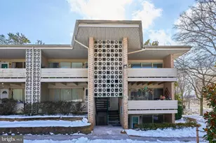 156 Haycock Rd, Falls Church, VA 22046 - Photo 2