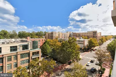 513 W Broad Street #711, Falls Church, VA 22046 - Photo 32