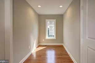 1020 Railroad Ave, Falls Church, VA 22046 - Photo 10