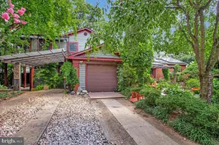 997 N Sycamore Street N, Falls Church, VA 22046 - Photo 4