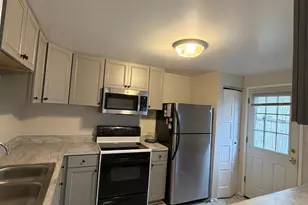 327 James St, Falls Church, VA 22046 - Photo 4