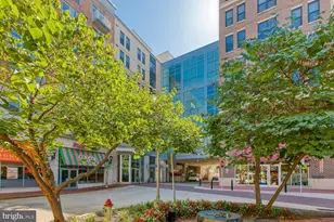 444 W Broad Street W, Falls Church, VA 22046 - Photo 2