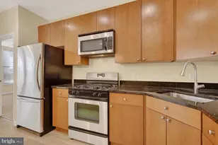 444 W Broad Street W, Falls Church, VA 22046 - Photo 6