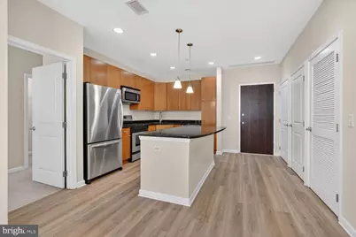 444 W Broad Street W #204, Falls Church, VA 22046 - Photo 4