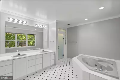 403 N West Street, Falls Church, VA 22046 - Photo 32