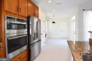 301 Hillwood Ave, Falls Church, VA 22046 - Photo 16