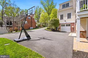 212 Forest Dr, Falls Church, VA 22046 - Photo 100