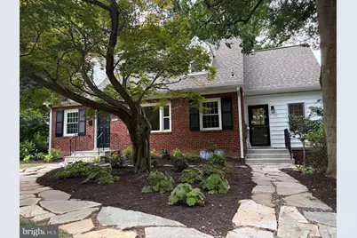 805 Ridge Place, Falls Church, VA 22046 - Photo 2