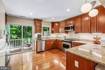 124 Rolling Trace, Falls Church, VA 22046 - Photo 2
