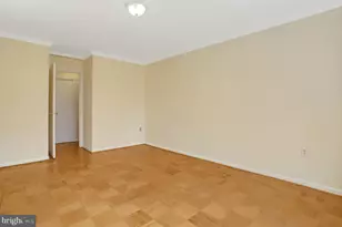 200 N Maple Ave, Falls Church, VA 22046 - Photo 8