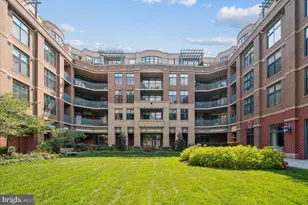 502 W Broad St, Falls Church, VA 22046 - Photo 24