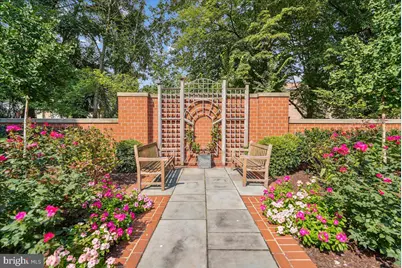 502 W Broad Street #417, Falls Church, VA 22046 - Photo 26