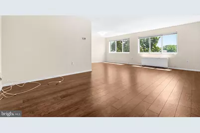 200 N Maple Avenue #613, Falls Church, VA 22046 - Photo 2