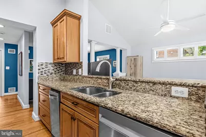 968 N Rochester Street, Arlington, VA 22205 - Photo 20