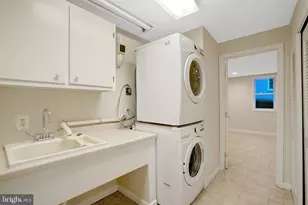 105 Poplar Dr, Falls Church, VA 22046 - Photo 34