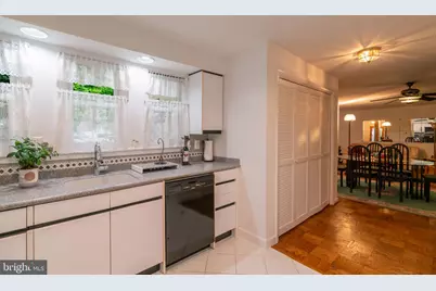 201 Garden Court, Falls Church, VA 22046 - Photo 20