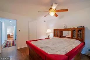 201 Garden Ct, Falls Church, VA 22046 - Photo 34