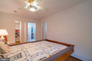 201 Garden Ct, Falls Church, VA 22046 - Photo 28