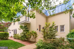 201 Garden Ct, Falls Church, VA 22046 - Photo 1