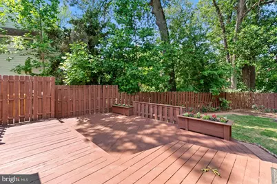 998 N Roosevelt Street, Falls Church, VA 22046 - Photo 14