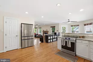 311 N Lee Street N, Falls Church, VA 22046 - Photo 8