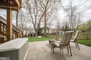 212 W Greenway Blvd, Falls Church, VA 22046 - Photo 30
