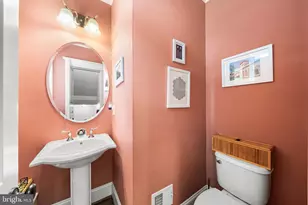 1203B Lincoln Ave, Falls Church, VA 22046 - Photo 16